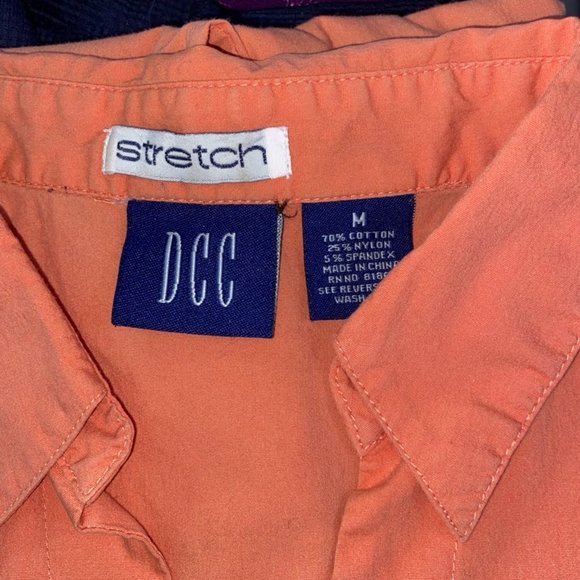 DCC button-up sleeveless shirt - Picture 2 of 3